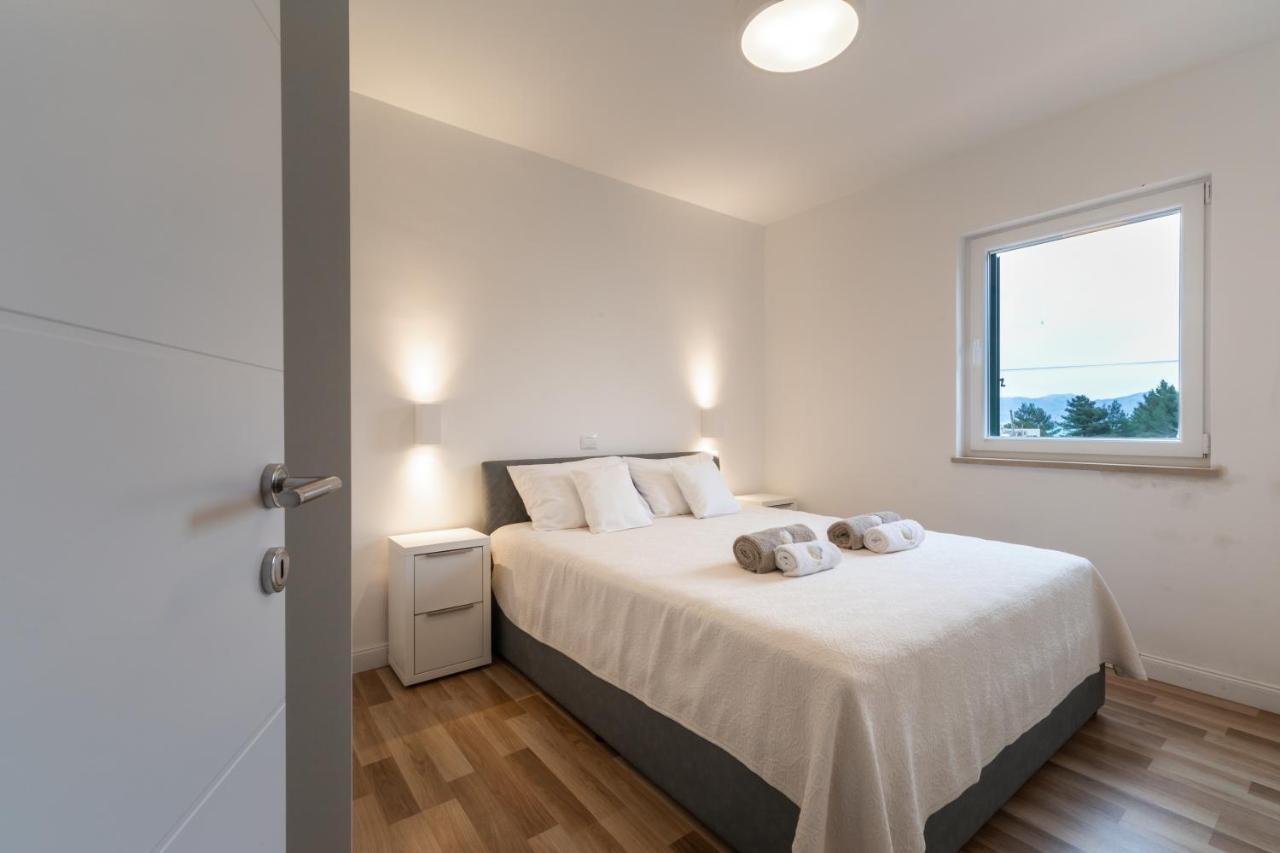 Villa Iva Mirca  Экстерьер фото