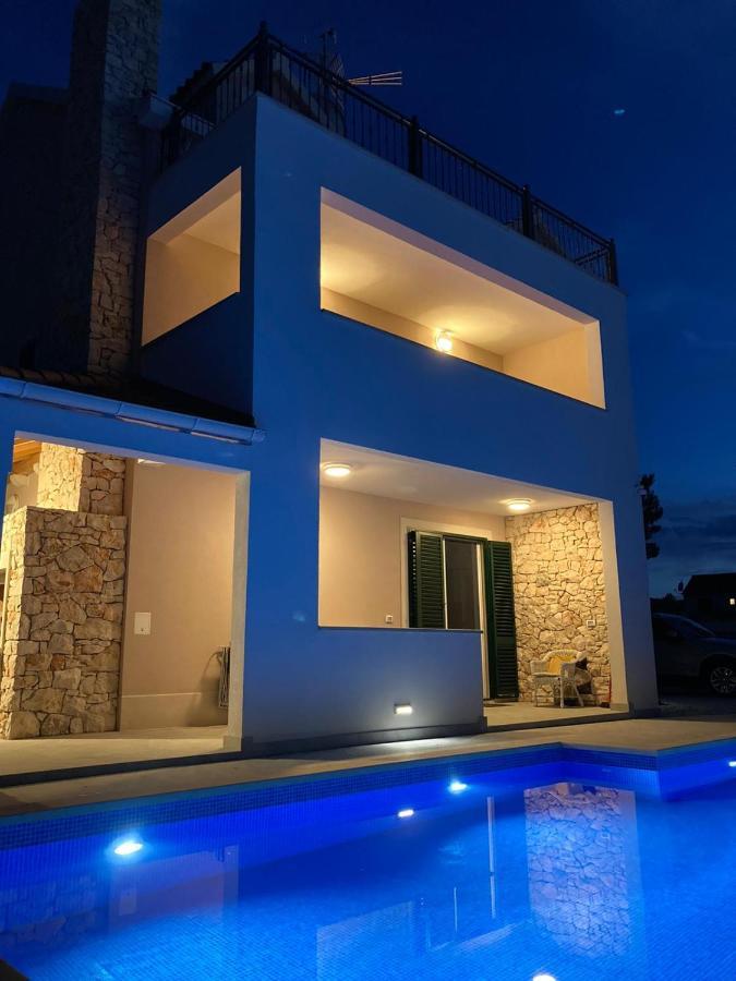Villa Iva Mirca  Экстерьер фото