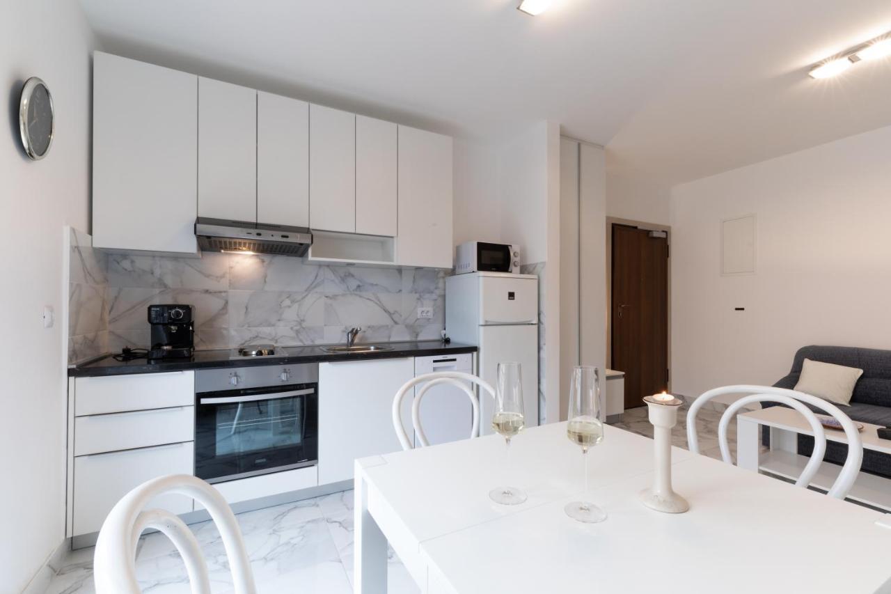 Villa Iva Mirca  Экстерьер фото